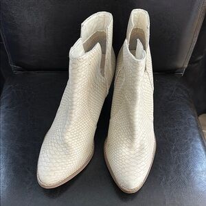 Not Rated Cream Ankle Boots